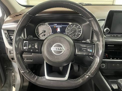 Used 2021 Nissan Rogue SV AWD/4WD image 14