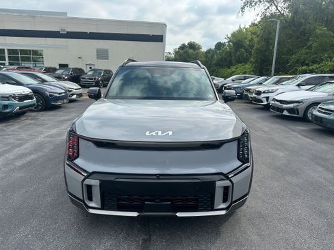 New 2026 Kia EV9 GT-Line image 2