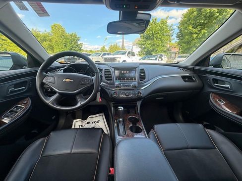 Used 2015 Chevrolet Impala LT FWD image 38