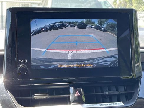 Used 2024 Toyota Corolla LE FWD image 36