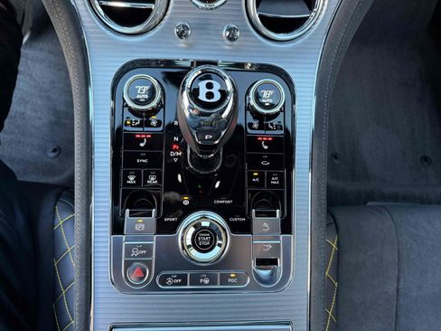 Used 2022 Bentley Continental GT Speed image 39