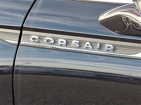 New 2024 Lincoln Corsair Reserve w/ Equipment Group 201A image 11
