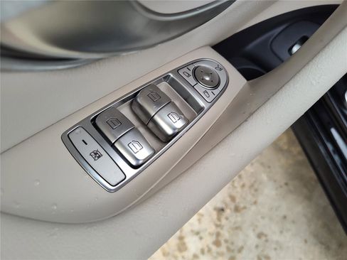 Certified 2022 Mercedes-Benz E 350 Sedan image 14