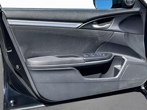 Used 2019 Honda Civic EX image 17