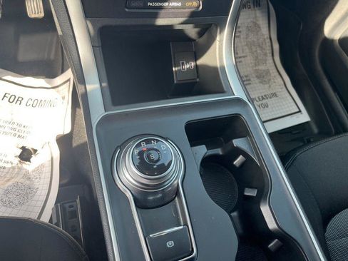 Used 2024 Ford Edge SE w/ Black Appearance Package AWD/4WD image 15