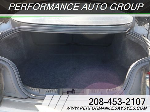 Used 2018 Ford Mustang Coupe image 12