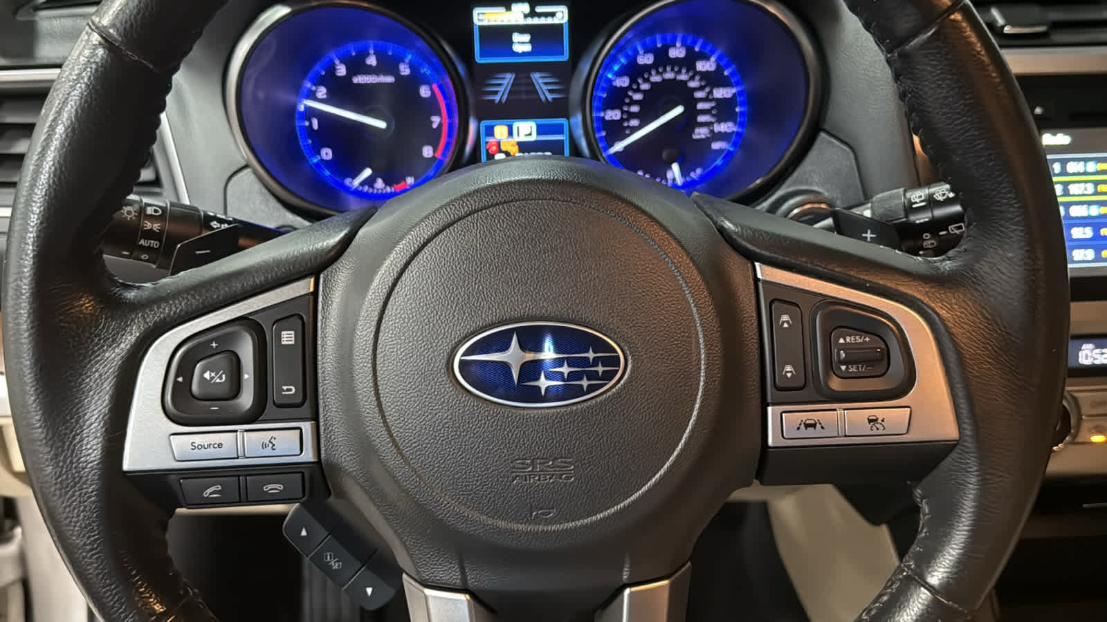 Used 2017 Subaru Outback 2.5i Limited AWD/4WD image 11