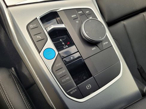 Used 2024 BMW i4 eDrive35 w/ Convenience Package image 24