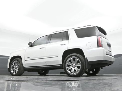 Used 2017 GMC Yukon Denali w/ Open Road Package AWD/4WD image 36