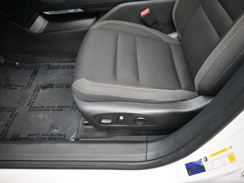 Used 2024 Honda Prologue EX image 18