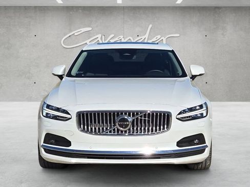 Used 2022 Volvo S90 B6 Inscription w/ Advanced Package image 18