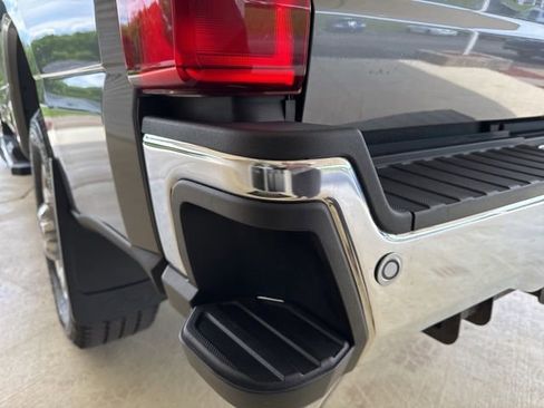 Used 2025 Ford F350 Lariat w/ Chrome Package AWD/4WD image 37
