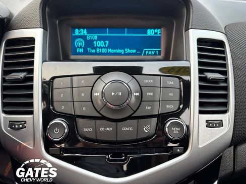 Used 2013 Chevrolet Cruze LT FWD image 3