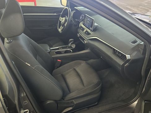 Used 2021 Nissan Altima 2.5 SV FWD image 10