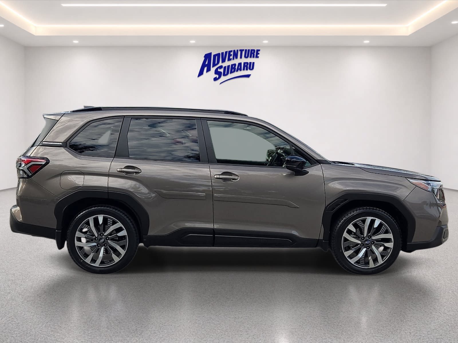 Certified 2025 Subaru Forester Touring AWD/4WD image 7