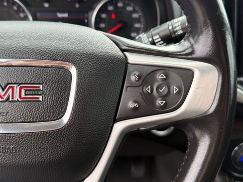 Used 2021 GMC Terrain SLT AWD/4WD image 25