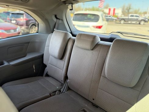 Used 2016 Honda Odyssey SE image 26