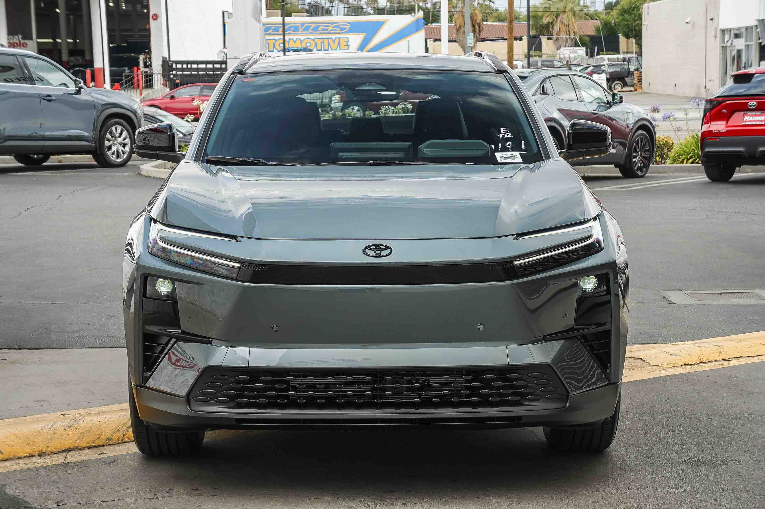 New 2026 Toyota C-HR AWD/4WD image 2