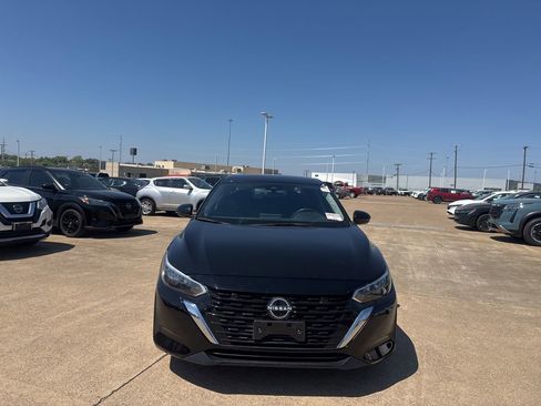 Certified 2024 Nissan Sentra S image 4