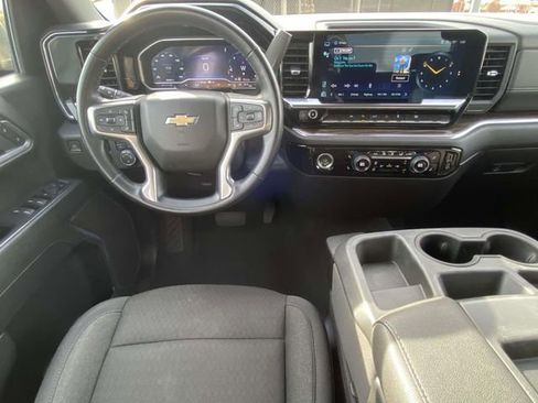 Used 2023 Chevrolet Silverado 1500 LT w/ Protection Package image 10