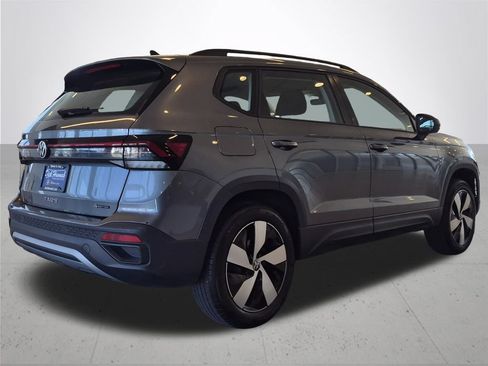 Used 2025 Volkswagen Taos S AWD/4WD image 7