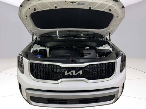 Used 2023 Kia Telluride EX w/ EX Captain's Chair Package FWD image 62