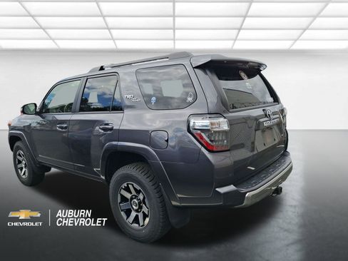 Used 2020 Toyota 4Runner TRD Off-Road Premium AWD/4WD image 3