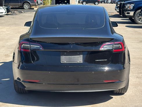 Used 2022 Tesla Model 3 Performance image 6