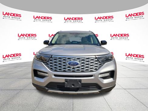 Used 2022 Ford Explorer Platinum w/ Equipment Group 601A image 8