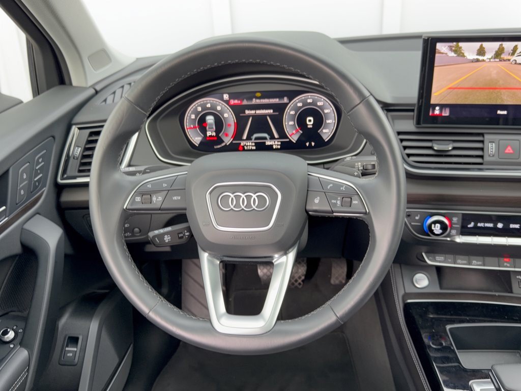 Used 2023 Audi Q5 2.0T Premium Plus w/ Premium Plus Package AWD/4WD image 10