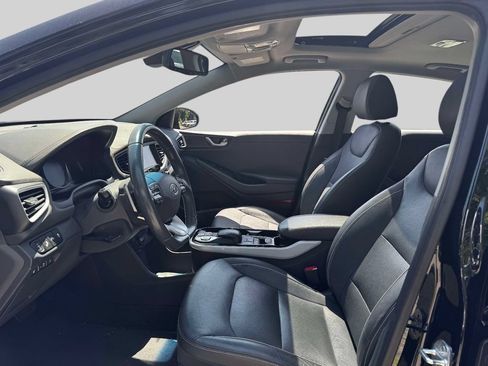 Used 2019 Hyundai Ioniq Limited FWD image 16