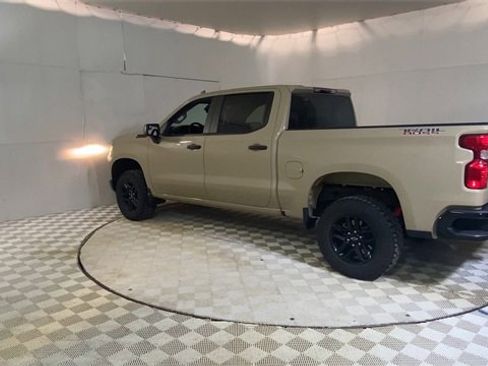 Used 2023 Chevrolet Silverado 1500 Custom Trail Boss w/ LPO, Dark Essentials Package image 6
