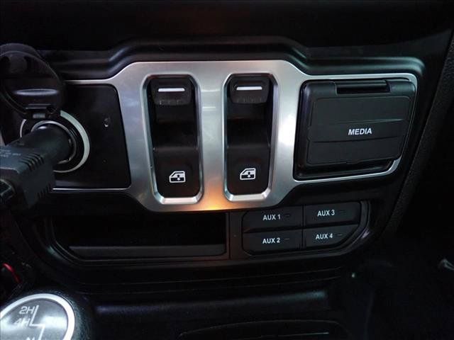 Used 2021 Jeep Wrangler Sport AWD/4WD image 16