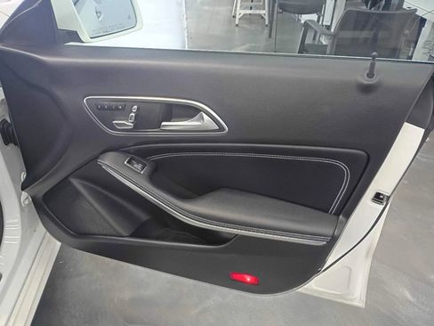 Used 2019 Mercedes-Benz CLA 250 4MATIC image 24