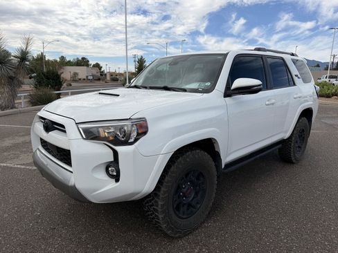Used 2023 Toyota 4Runner TRD Off-Road Premium w/ Moonroof Package AWD/4WD image 1