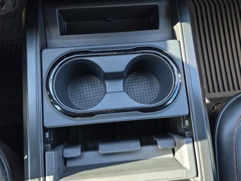 Used 2024 Nissan Titan PRO-4X w/ Off Road Protection Package image 39