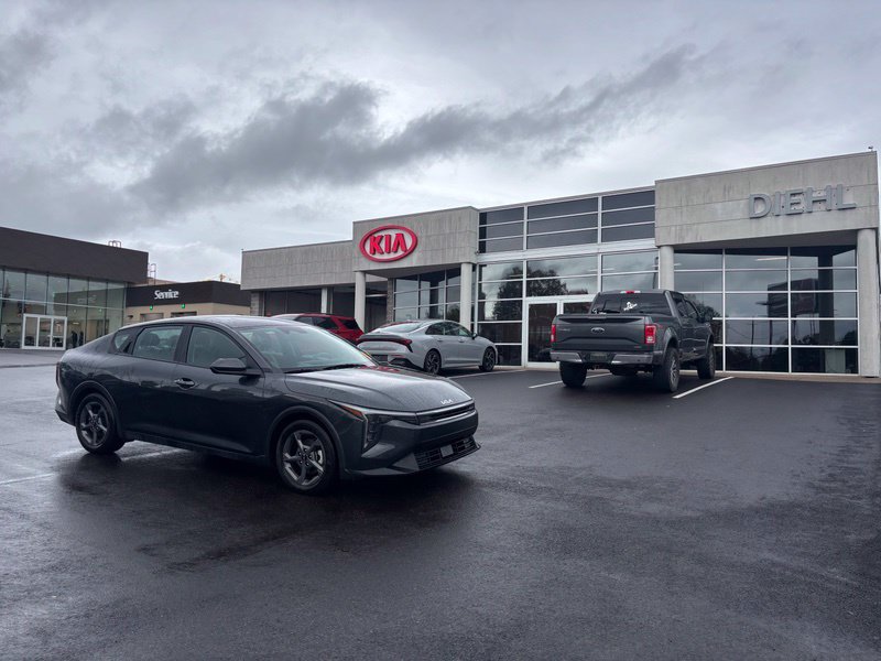 Certified 2025 Kia K4 FWD image 4