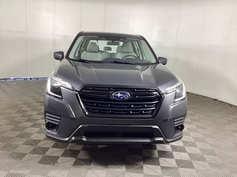 Used 2022 Subaru Forester AWD/4WD image 5