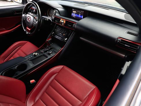 Used 2017 Lexus IS 200t F Sport image 21