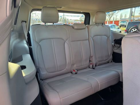 Used 2022 Jeep Wagoneer Series I image 33