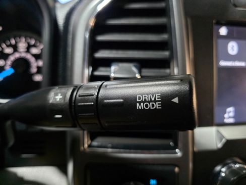 Used 2019 Ford F150 XLT w/ Equipment Group 302A Luxury image 32