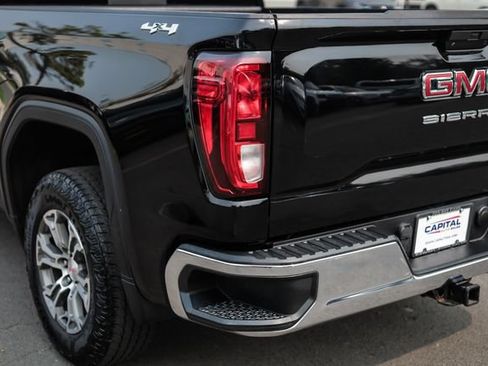 Used 2019 GMC Sierra 1500 SLE w/ SLE Value Package AWD/4WD image 14