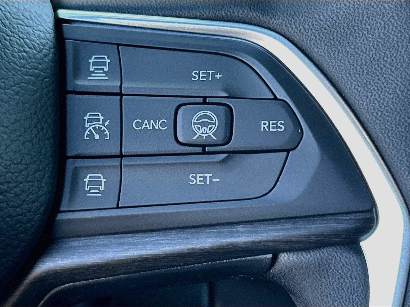 New 2027 Jeep Grand Cherokee Limited AWD/4WD image 39