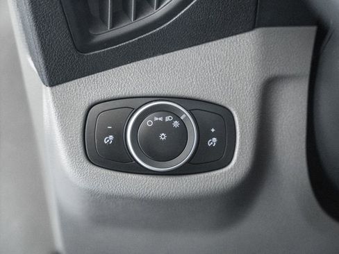 Used 2023 Ford Transit Connect XL image 38