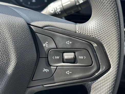 Certified 2024 Chevrolet Trax LS w/ LS Convenience Package FWD image 22