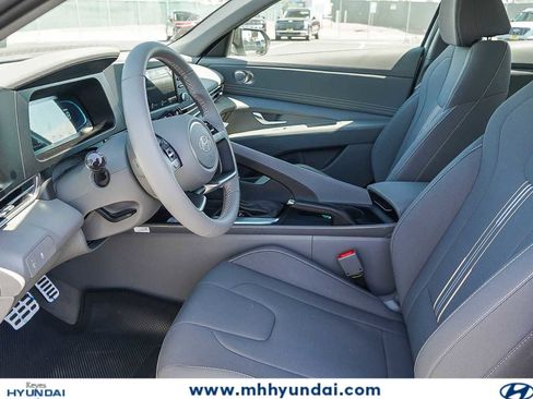 New 2026 Hyundai Elantra Sport FWD image 21