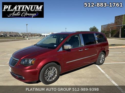 Used 2014 Chrysler Town & Country Touring-L w/ Driver Convenience Group image 1