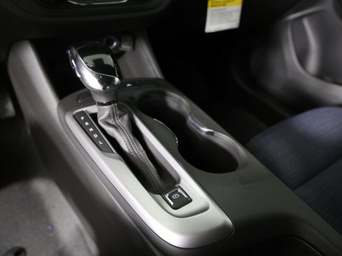 New 2026 Buick Envista Preferred image 18