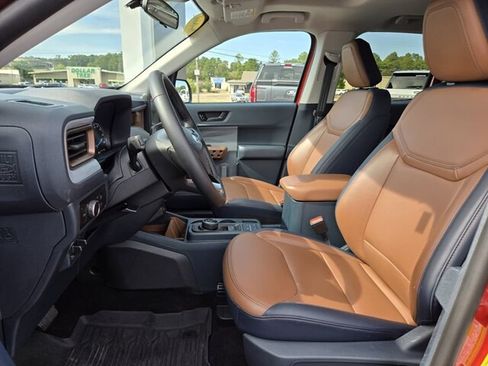 Certified 2023 Ford Maverick Lariat w/ Lariat Luxury Package AWD/4WD image 9