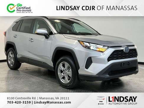 Used 2024 Toyota RAV4 XLE image 1